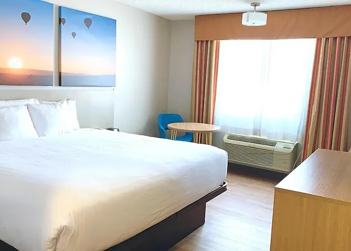 Days Inn By Wyndham Bernalillo