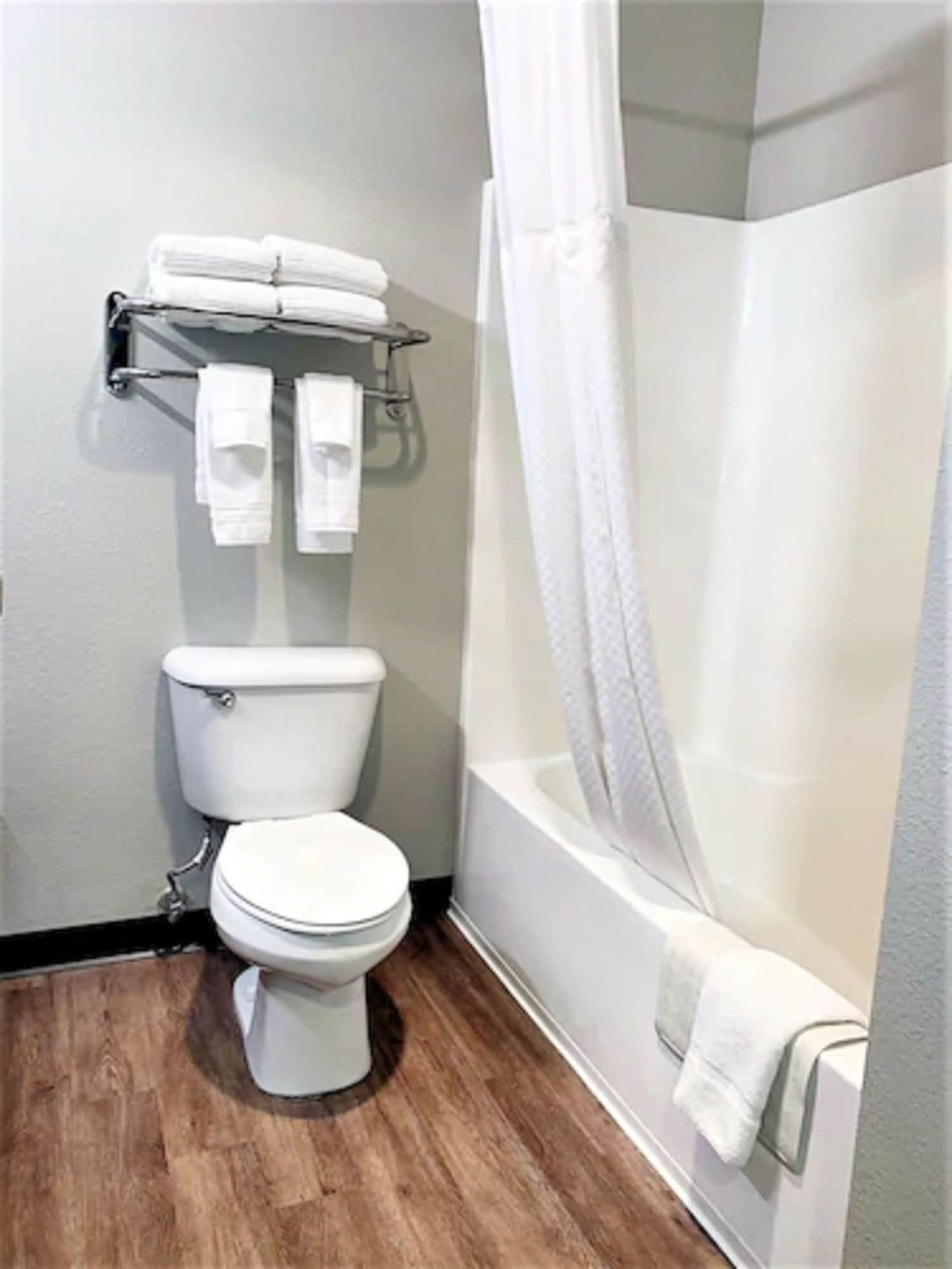 Hotel Days By Wyndham Bernalillo