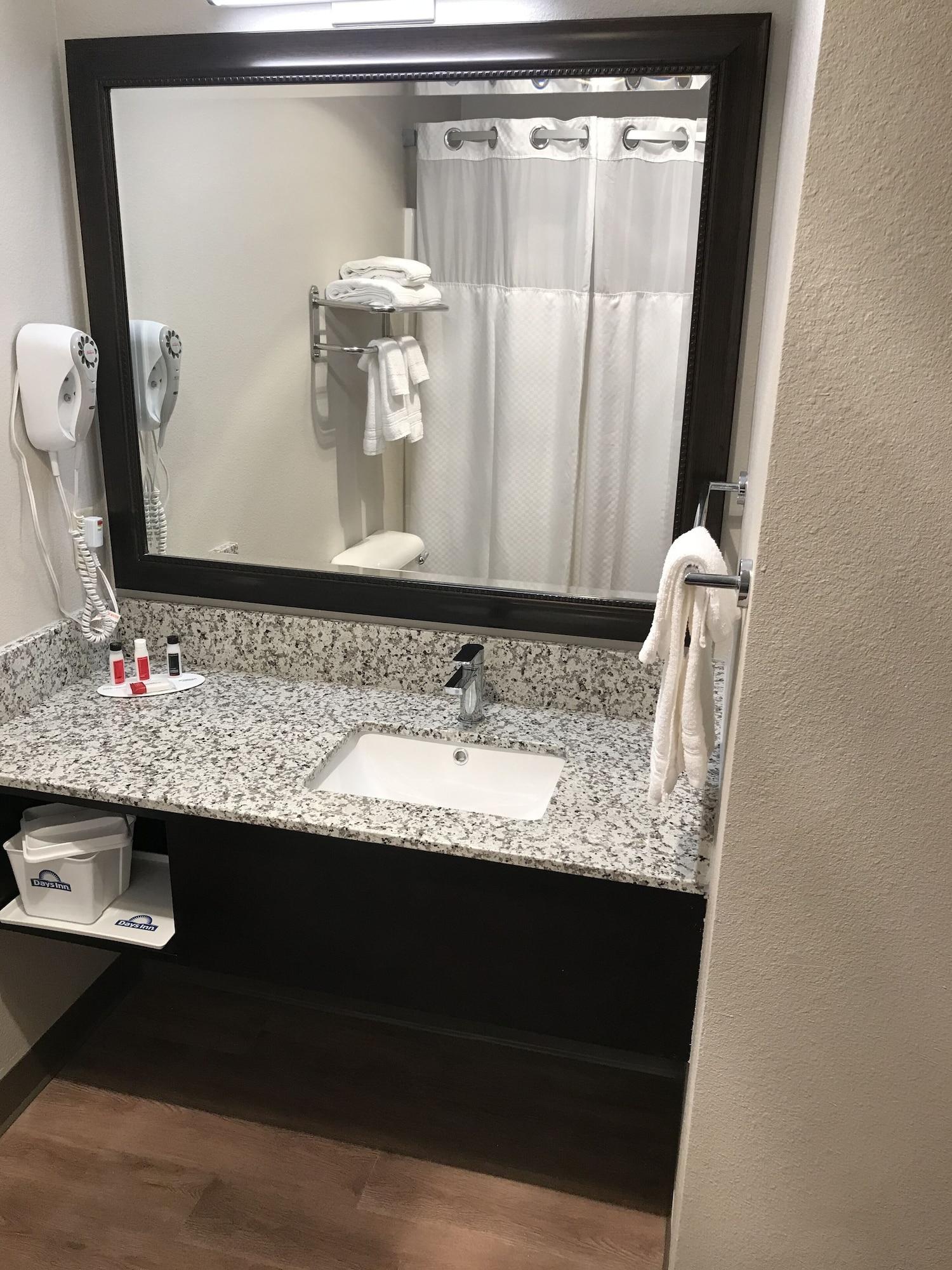 Days By Wyndham Hotel Bernalillo