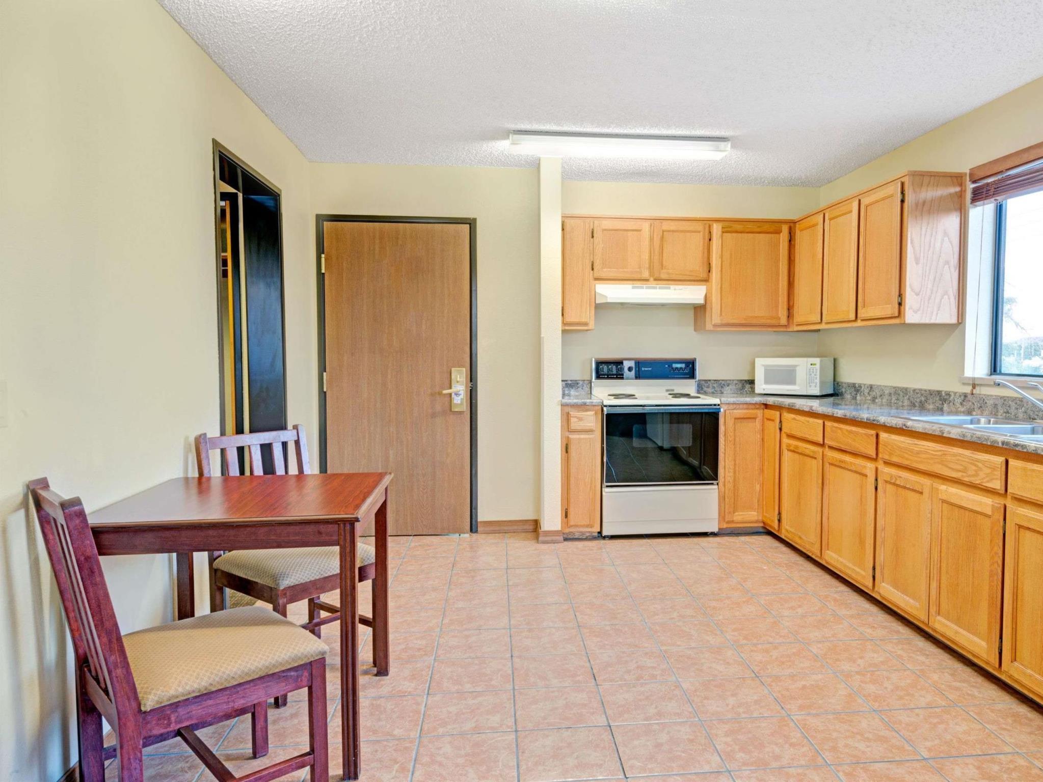 Days By Wyndham Hotel 2*