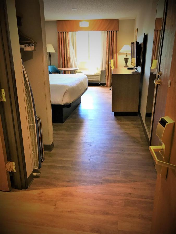 Days By Wyndham Hotel Bernalillo